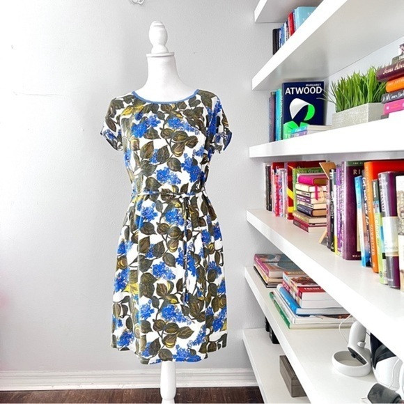 Boden floral blue & white midi with belt size 10 - Picture 1 of 13
